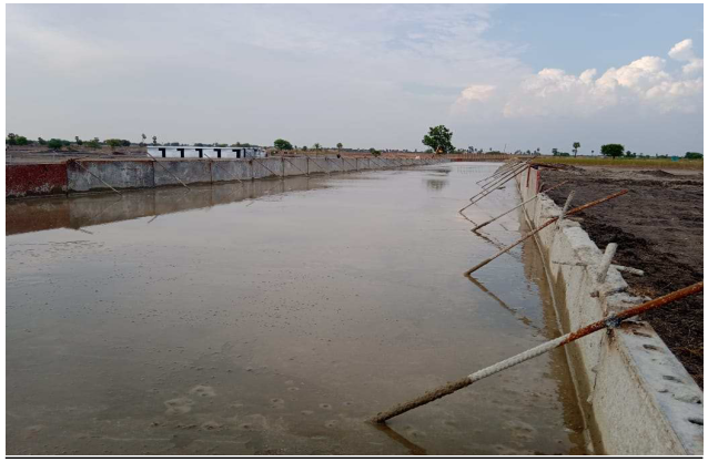 CH:230-000 Box culvert Concrete for slab has been completed