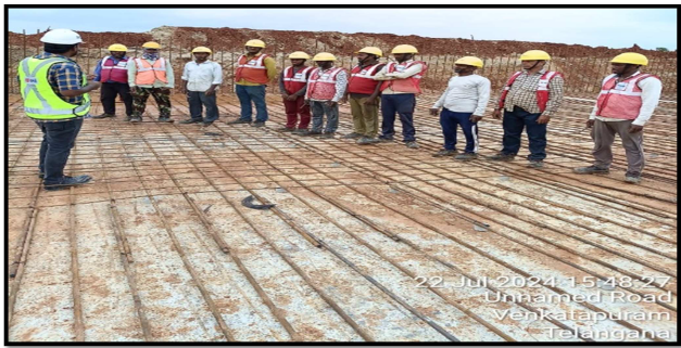 Safety Induction of contract labours at km. 238+540